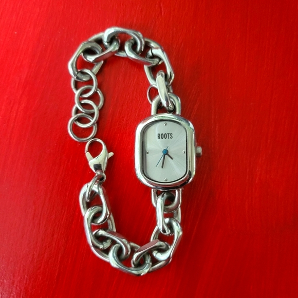 Roots watch - Picture 1 of 2